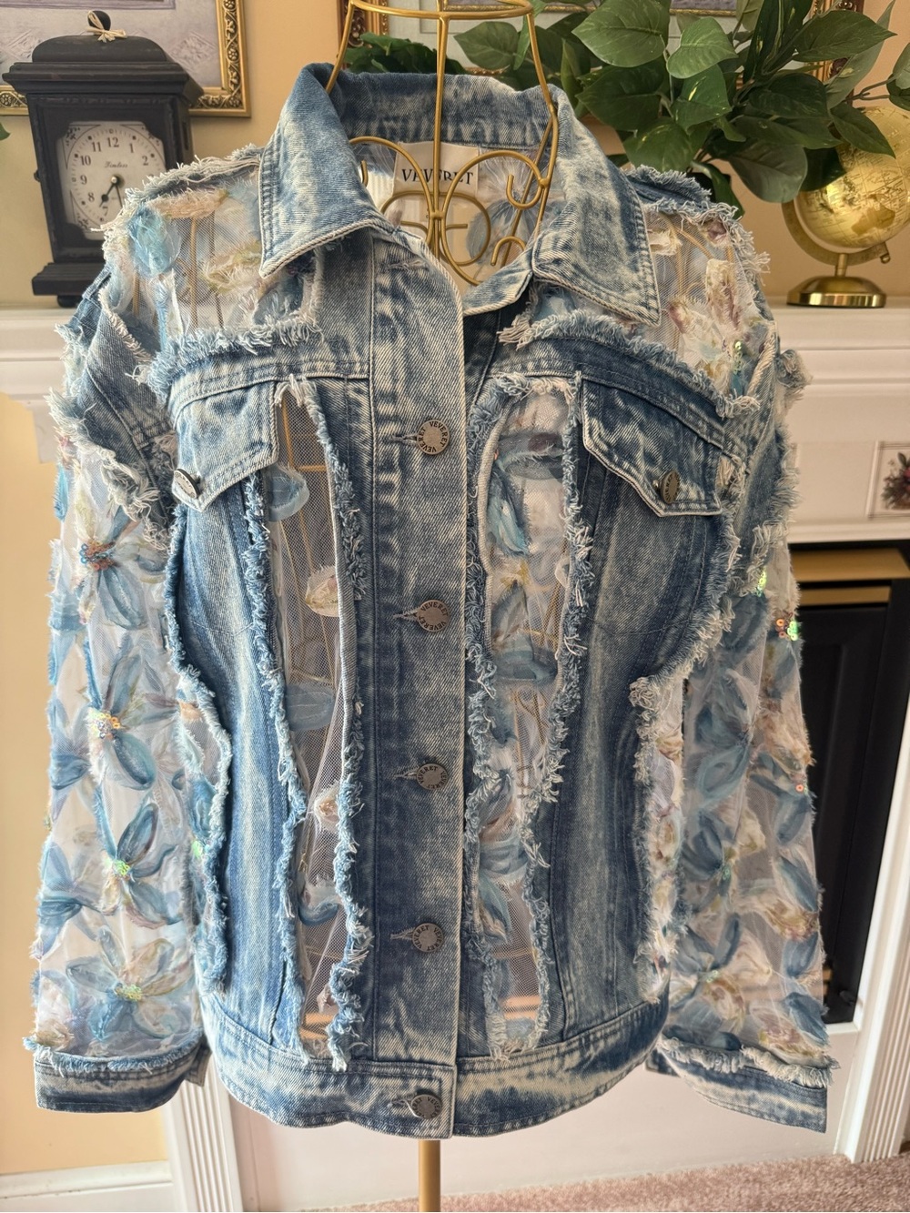 Revert NEW Light Blue Denim Jacket with Sheer Floral Embroidered Sleeves SEQUINS - Picture 16 of 16
